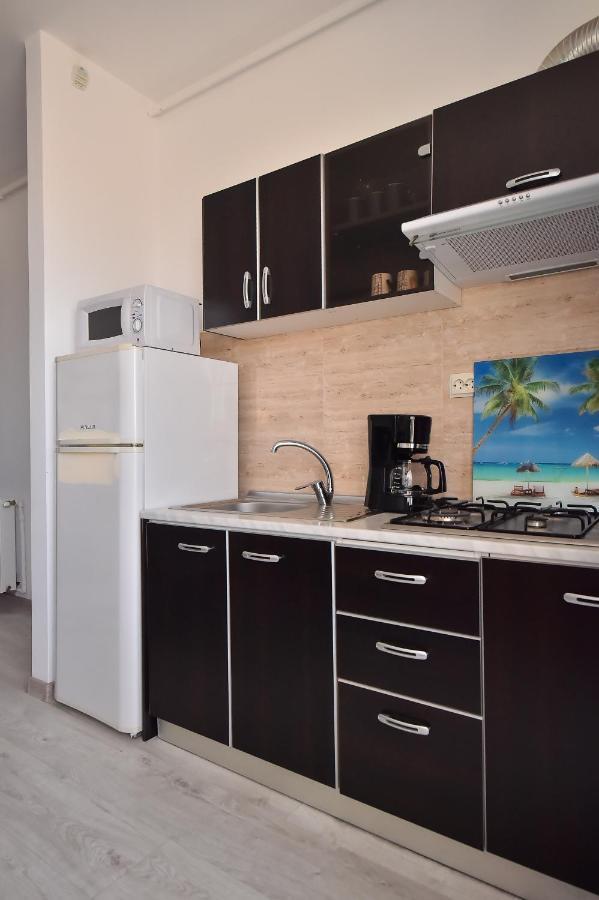 Apartment Summerland 马马亚 外观 照片